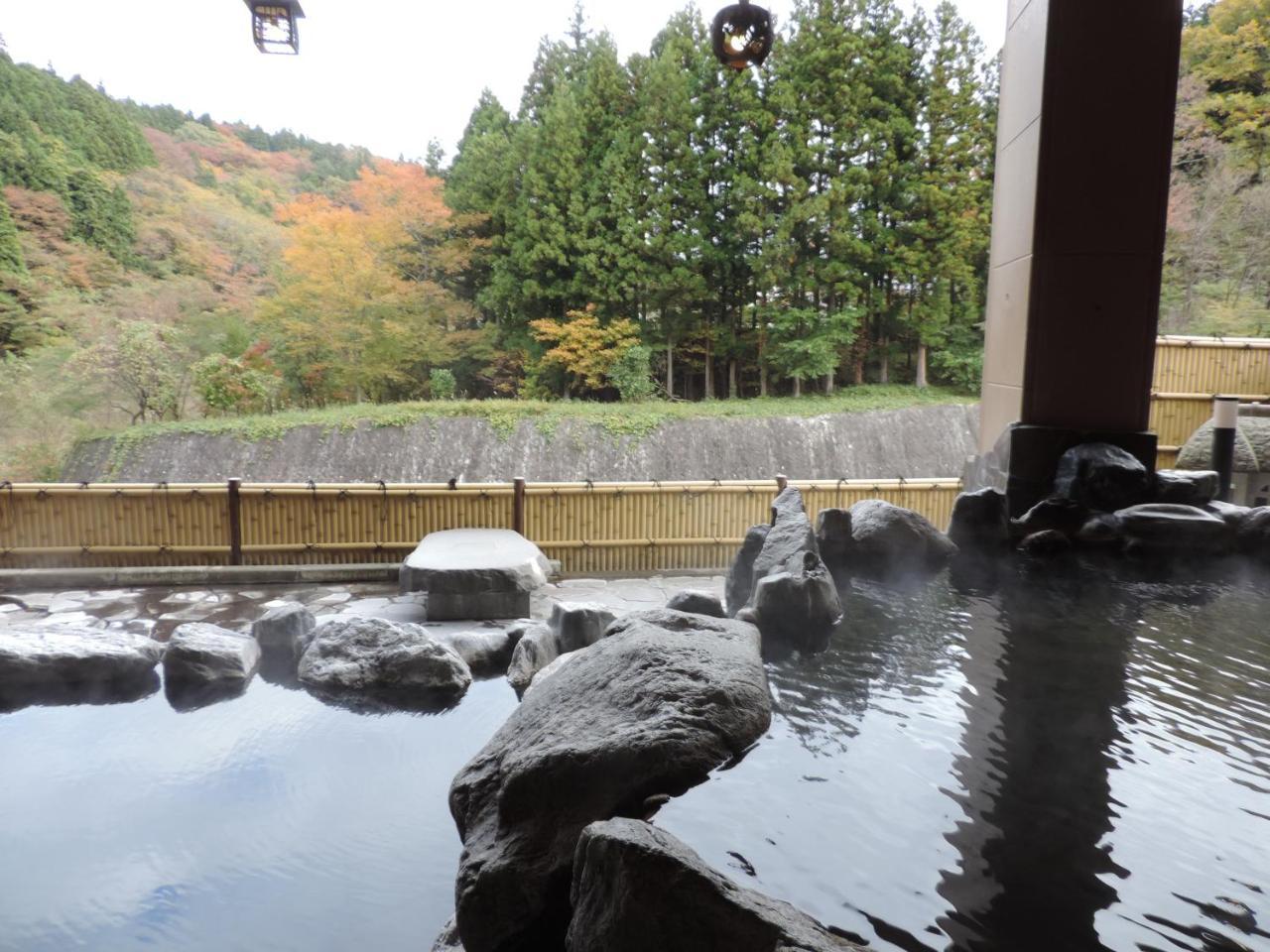 土湯温泉 やすらぎの宿 向瀧旅館 Fukushima  Exterior photo